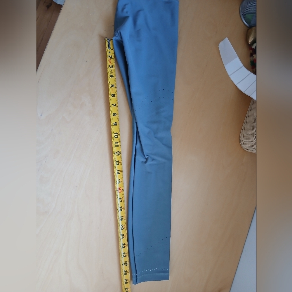 lululemon athletica Teal Blue High-Rise Leggings 4 - Picture 10 of 16